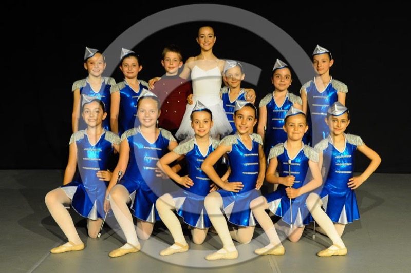  <br> Melissa e il gruppo delle "Majorettes"