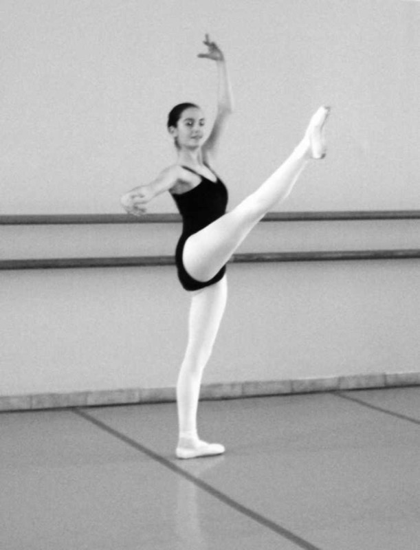  <br> 27 Giugno 2010 Sara Spada vince borsa di studio contemporaneo balletto di Toscana.JPG