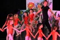  <br> Girotondo con Dorothy